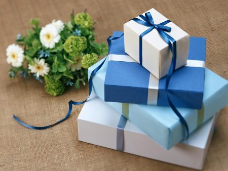 send gifts to USA